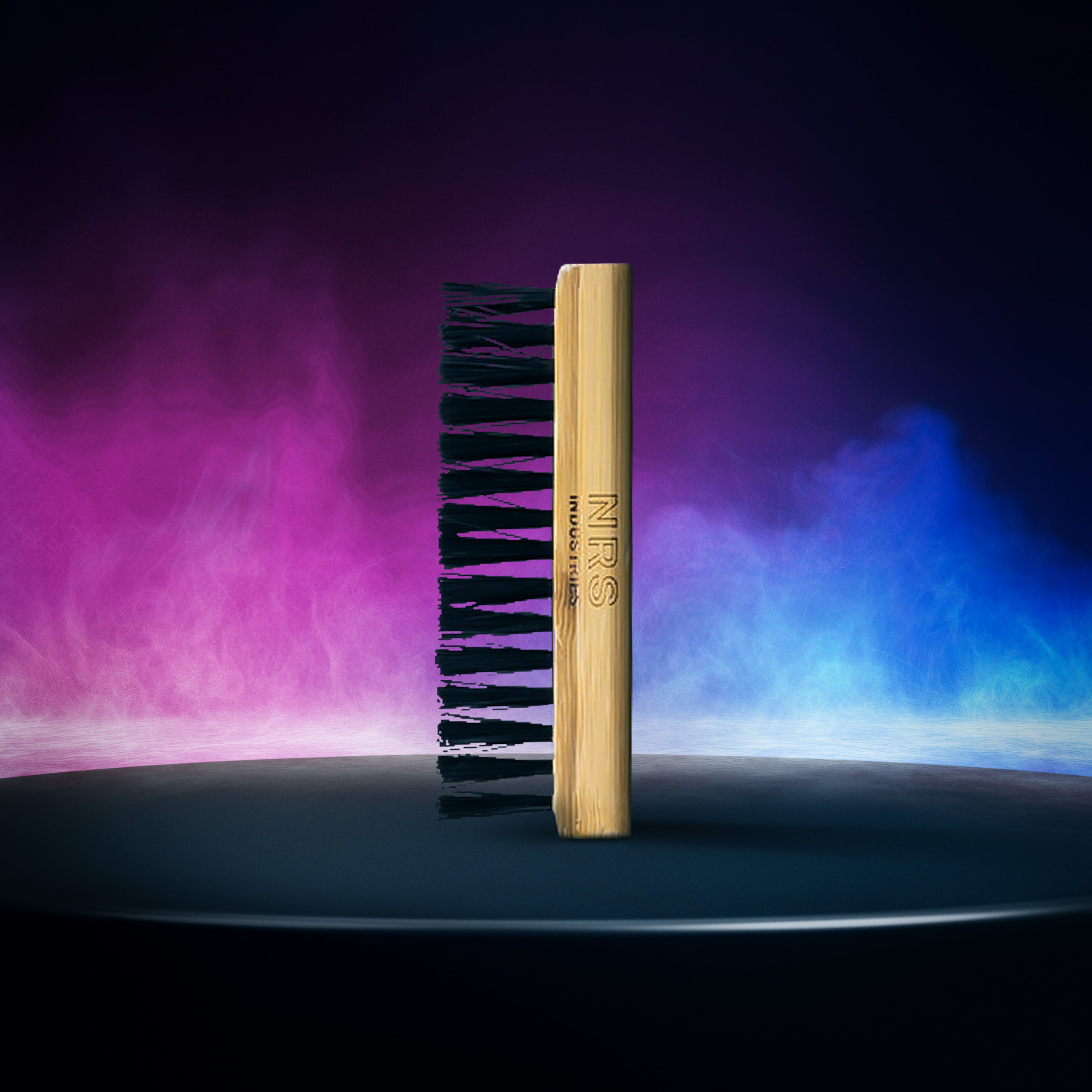 ESSENTIAL SUEDE BRUSH